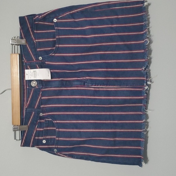American Eagle Blue Denim Mini Skirt Sz 12 Nwt Red White Vertical Stripes USA - Picture 16 of 16